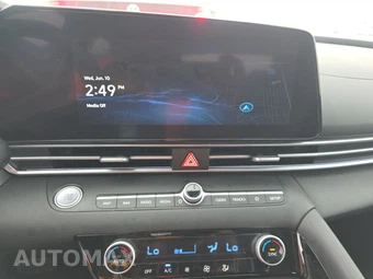 2025 Hyundai Elantra Limited - miniatura 11