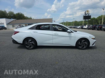 2025 Hyundai Elantra Limited - miniatura 4
