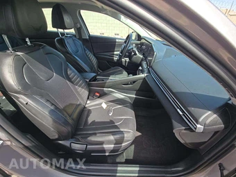 2025 Hyundai Elantra Limited - miniatura 15