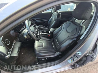 2025 Hyundai Elantra Limited - miniatura 3