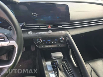 2025 Hyundai Elantra Limited - miniatura 7