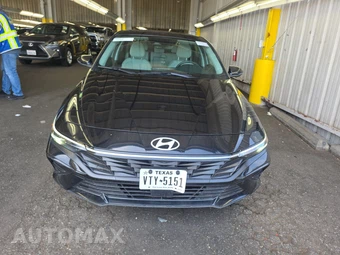 2025 Hyundai Elantra Limited - miniatura 2