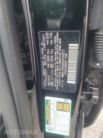 2025 Hyundai Elantra Limited - miniatura 14