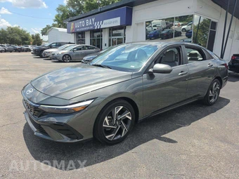 2025 Hyundai Elantra Limited