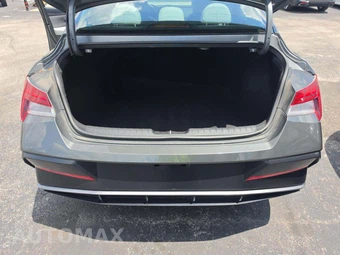 2025 Hyundai Elantra Limited - miniatura 14