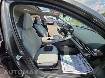2025 Hyundai Elantra Limited - miniatura 18