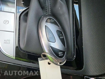 2025 Hyundai Elantra Limited - miniatura 8