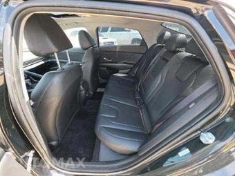2025 Hyundai Elantra Limited - miniatura 13