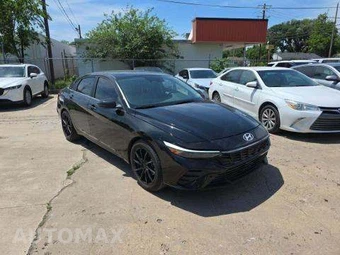 2025 Hyundai Elantra Limited - miniatura 4