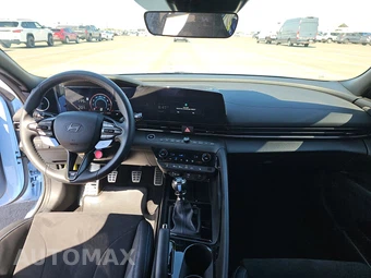 2025 Hyundai Elantra N - miniatura 17