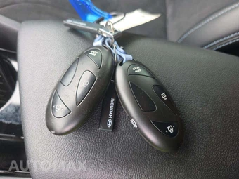 2025 Hyundai Elantra N - miniatura 8