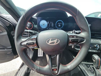 2025 Hyundai Elantra N Line - miniatura 10