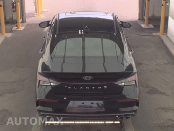 2025 Hyundai Elantra N Line - miniatura 5