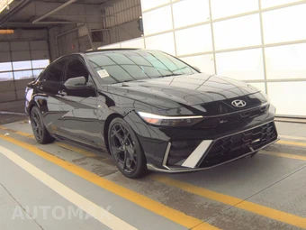 2025 Hyundai Elantra N Line - miniatura 3