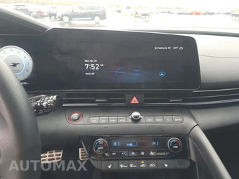 2025 Hyundai Elantra N Line - miniatura 6