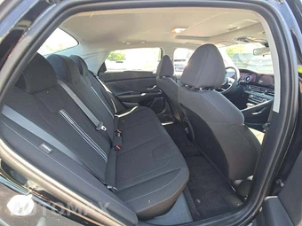 2025 Hyundai Elantra Preferred w/Technology Pkg - miniatura 16