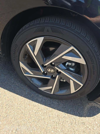 2025 Hyundai Elantra Preferred w/Technology Pkg - miniatura 21
