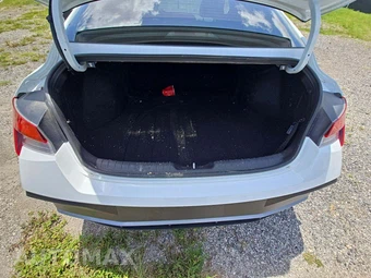 2025 Hyundai Elantra SE - miniatura 11