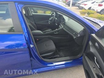 2025 Hyundai Elantra SE - miniatura 15