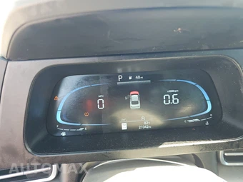2025 Hyundai Elantra SE - miniatura 12
