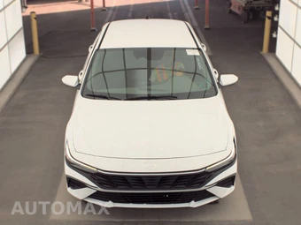 2025 Hyundai Elantra SE - miniatura 2