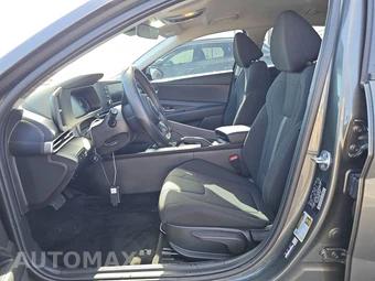 2025 Hyundai Elantra SE - miniatura 7