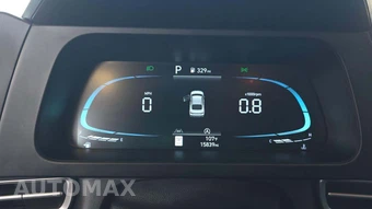 2025 Hyundai Elantra SE – miniatura 17