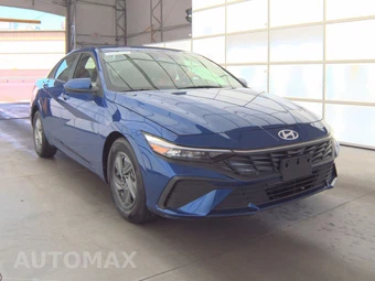 2025 Hyundai Elantra SE - miniatura 3