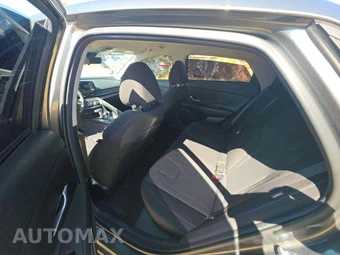 2025 Hyundai Elantra SE - miniatura 10