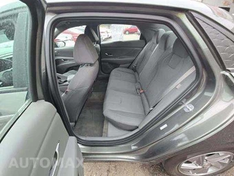 2025 Hyundai Elantra SE - miniatura 13