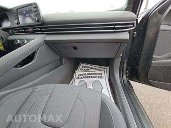 2025 Hyundai Elantra SE - miniatura 19