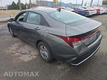 2025 Hyundai Elantra SE - miniatura 2
