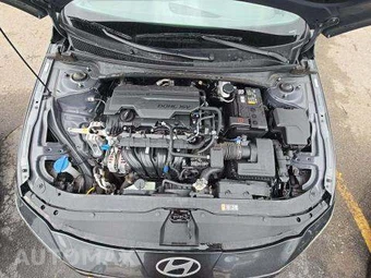 2025 Hyundai Elantra SE - miniatura 25