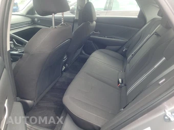 2025 Hyundai Elantra SEL Convenience - miniatura 13