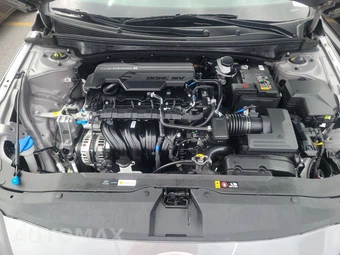 2025 Hyundai Elantra SEL Convenience - miniatura 15
