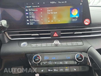 2025 Hyundai Elantra SEL Convenience - miniatura 10