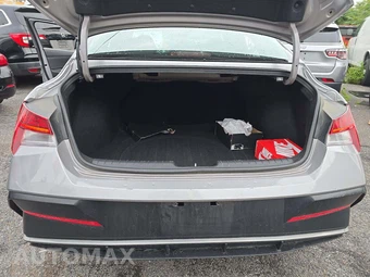 2025 Hyundai Elantra SEL Convenience - miniatura 14