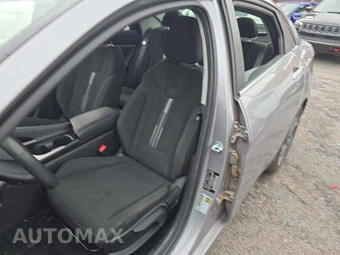 2025 Hyundai Elantra SEL Convenience - miniatura 6