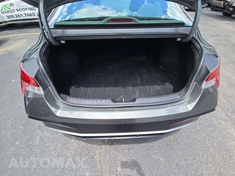 2025 Hyundai Elantra SEL Convenience - miniatura 11