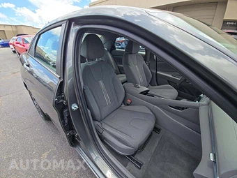 2025 Hyundai Elantra SEL Convenience - miniatura 15