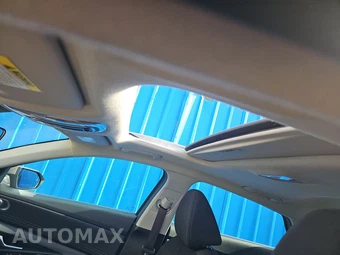 2025 Hyundai Elantra SEL Convenience - miniatura 17