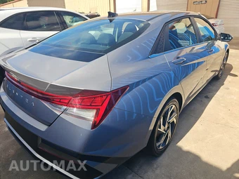 2025 Hyundai Elantra SEL Convenience - miniatura 4