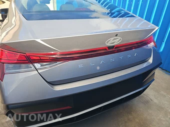 2025 Hyundai Elantra SEL Convenience - miniatura 5