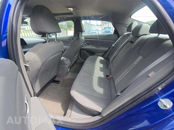 2025 Hyundai Elantra SEL Convenience - miniatura 13