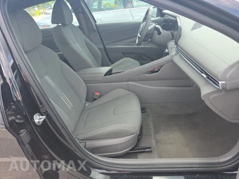 2025 Hyundai Elantra SEL Convenience - miniatura 8