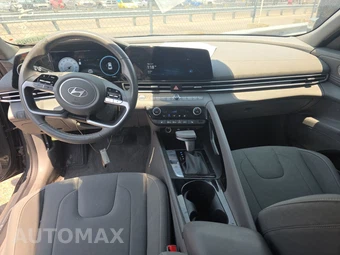 2025 Hyundai Elantra SEL Convenience - miniatura 11
