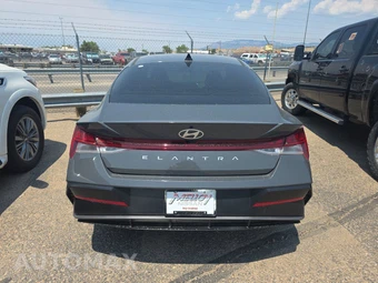 2025 Hyundai Elantra SEL Convenience - miniatura 5