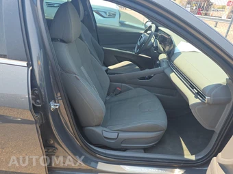 2025 Hyundai Elantra SEL Convenience - miniatura 8