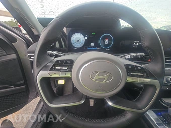 2025 Hyundai Elantra SEL Convenience - miniatura 10