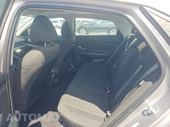 2025 Hyundai Elantra SEL Convenience - miniatura 13